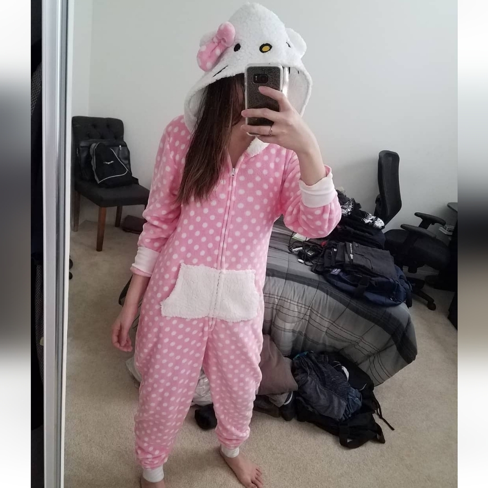 Like new Hello Kitty onesie Small